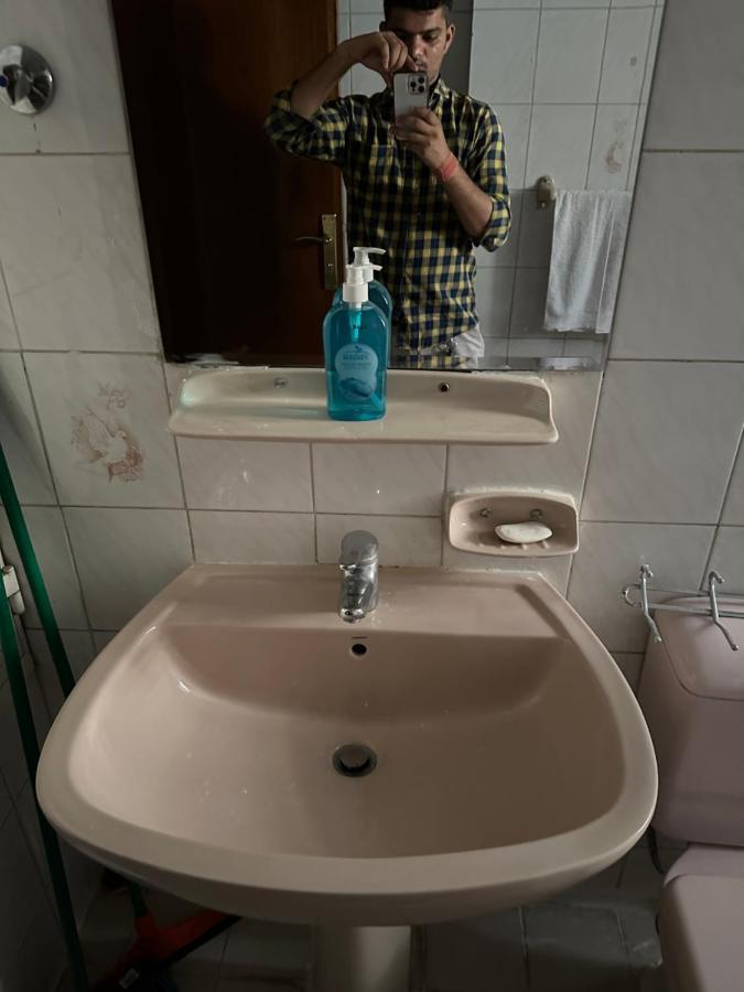 Only Male Gender Partition Small Apartment *